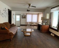 United States North Dakota Warwick vacation rental compare prices direct by owner 807620