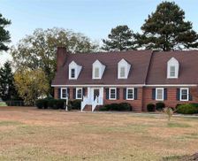 United States North Carolina Lucama vacation rental compare prices direct by owner 32367968