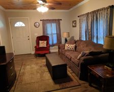 United States Tennessee Etowah vacation rental compare prices direct by owner 809039