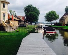 United States Illinois Fox Lake vacation rental compare prices direct by owner 956452