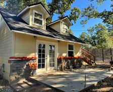 United States California Grass Valley vacation rental compare prices direct by owner 28266448