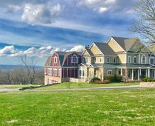 United States Virginia Bluemont vacation rental compare prices direct by owner 11446876