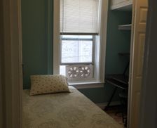 United States New York Astoria vacation rental compare prices direct by owner 330867