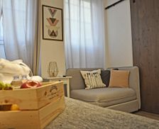 Italy Lombardia Milano vacation rental compare prices direct by owner 33226762