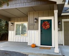 United States Idaho Cascade vacation rental compare prices direct by owner 2084112