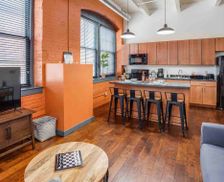 United States New York Rochester vacation rental compare prices direct by owner 15552200