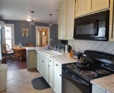 United States Maine Bangor vacation rental compare prices direct by owner 400554