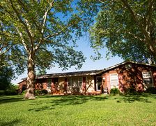 United States Kansas Emporia vacation rental compare prices direct by owner 2639096