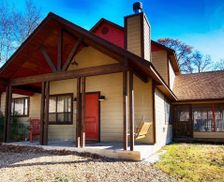 United States Oklahoma Paradise Hill vacation rental compare prices direct by owner 2411353