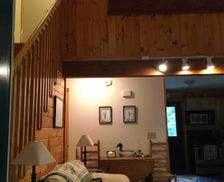 United States Maine Lakeville vacation rental compare prices direct by owner 4269199