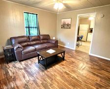 United States Texas Collinsville vacation rental compare prices direct by owner 28055197