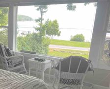 United States Michigan Omena vacation rental compare prices direct by owner 862682