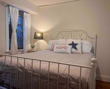 United States New York The Bronx vacation rental compare prices direct by owner 23849872
