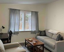 United States New York Rensselaer vacation rental compare prices direct by owner 11766294