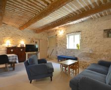 France Provence-Alpes-Côte d'Azur Cavaillon vacation rental compare prices direct by owner 11613916