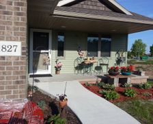 United States Wisconsin Little Chute vacation rental compare prices direct by owner 2108763