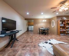 United States Texas White Oak vacation rental compare prices direct by owner 32700579