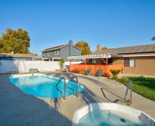 United States California Menifee vacation rental compare prices direct by owner 2108002