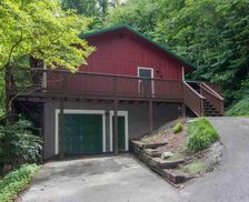 United States Tennessee Gatlinburg vacation rental compare prices direct by owner 11453000