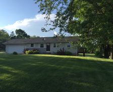 United States Iowa Cedar Rapids vacation rental compare prices direct by owner 10596289