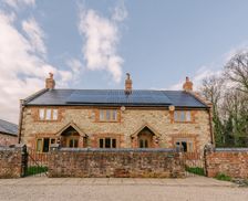 United Kingdom england Woolland vacation rental compare prices direct by owner 5546710