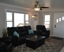 United States Illinois McHenry vacation rental compare prices direct by owner 231508