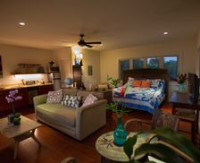 United States Hawaii Waialua vacation rental compare prices direct by owner 45087