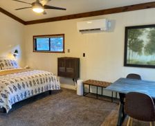 United States California Susanville vacation rental compare prices direct by owner 1300828