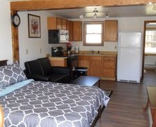 United States Montana Gardiner vacation rental compare prices direct by owner 378004
