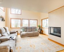 United States Oregon Portland vacation rental compare prices direct by owner 806909