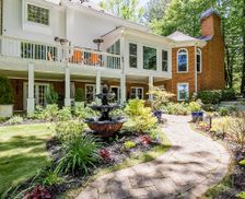 United States Georgia Roswell vacation rental compare prices direct by owner 820997