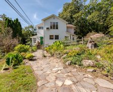 United States New York Bearsville vacation rental compare prices direct by owner 13219769