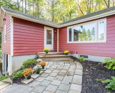 United States New York Pleasant Valley vacation rental compare prices direct by owner 29653042