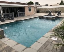 United States California Los Angeles vacation rental compare prices direct by owner 11395964