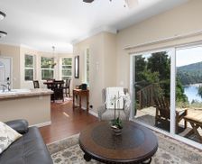 United States California Crestline vacation rental compare prices direct by owner 11645474