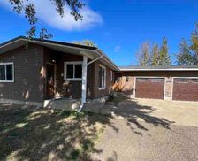 United States North Dakota Dickinson vacation rental compare prices direct by owner 24056594
