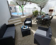 France Aquitaine Limousin Poitou-Charentes Rivedoux-Plage vacation rental compare prices direct by owner 10144347