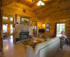 United States Kentucky Rogers vacation rental compare prices direct by owner 305615