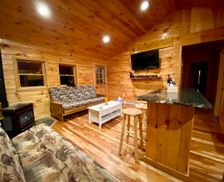 United States New York Tupper Lake vacation rental compare prices direct by owner 398321