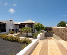 Spain Canarias Playa Blanca vacation rental compare prices direct by owner 4754201