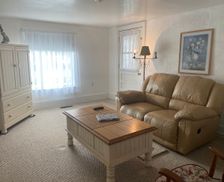 United States New York Sylvan Beach vacation rental compare prices direct by owner 2574343