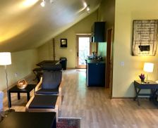 United States Montana Glacier County vacation rental compare prices direct by owner 672626