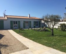 France Nouvelle-Aquitaine Sainte-Marie-de-Ré vacation rental compare prices direct by owner 11638896