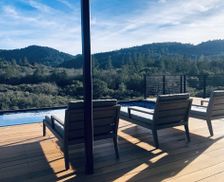 United States California Calistoga vacation rental compare prices direct by owner 26615293