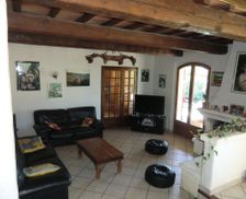 France Provence-Alpes-Côte d'Azur Châteaurenard vacation rental compare prices direct by owner 24993293