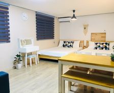South Korea Seoul Mapo-gu vacation rental compare prices direct by owner 5889487