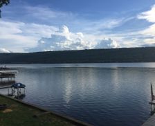United States New York Honeoye vacation rental compare prices direct by owner 158049