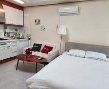 South Korea Gangnam-gu Seoul vacation rental compare prices direct by owner 27587554