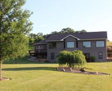 United States Wisconsin Warrens vacation rental compare prices direct by owner 819590