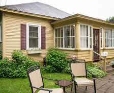 United States New York Saranac Lake vacation rental compare prices direct by owner 965602